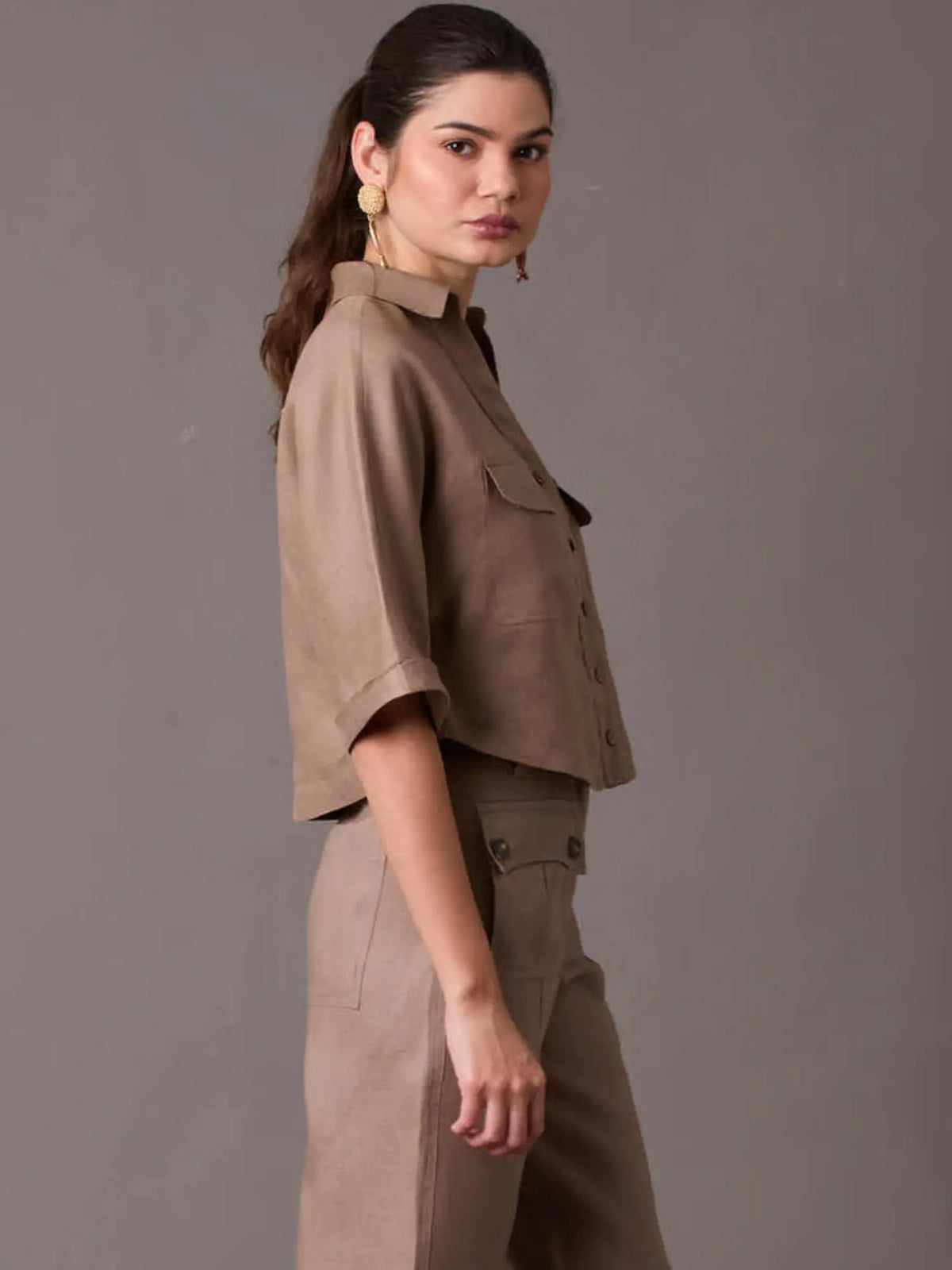 Govina Blouse Taupe