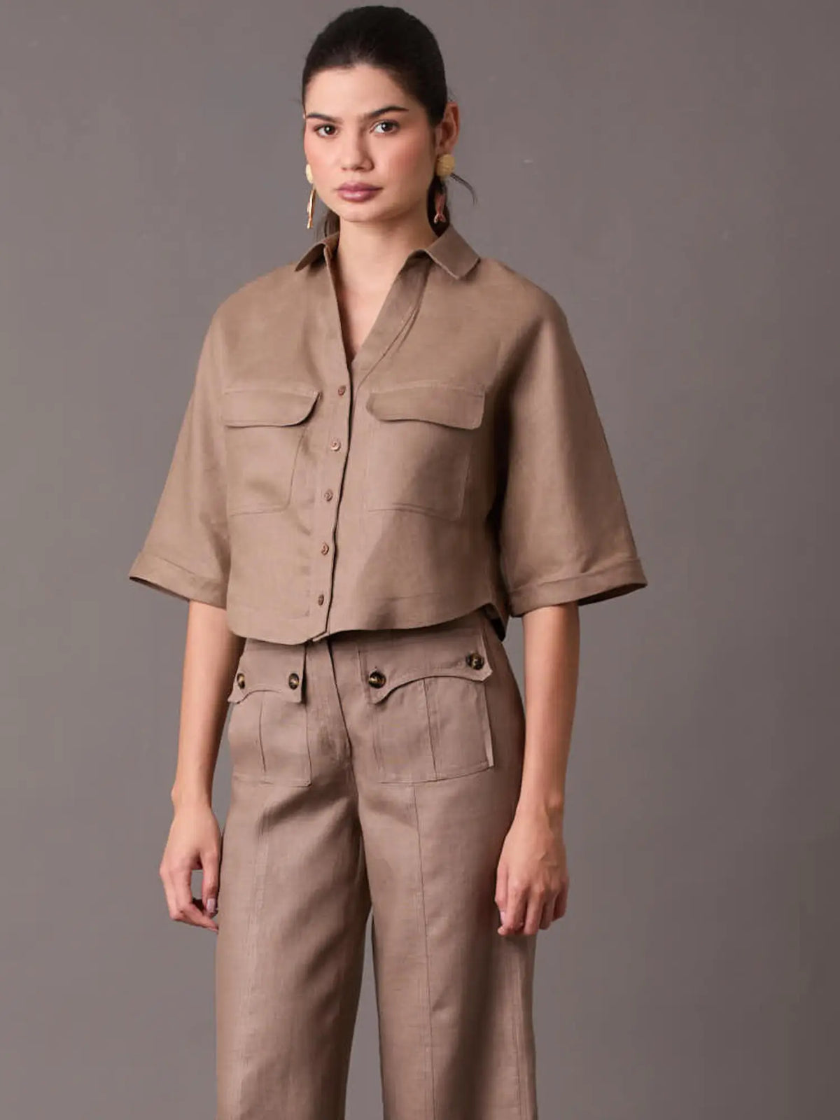 Govina Blouse Taupe