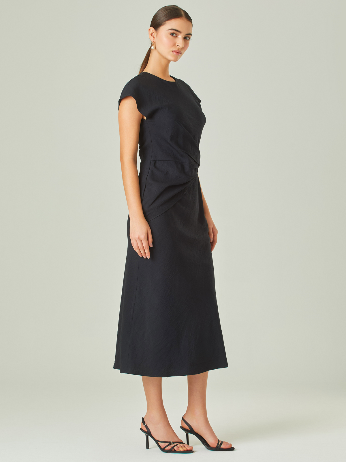 Loura Long Dress in Black