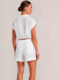 Vespera White Blouse